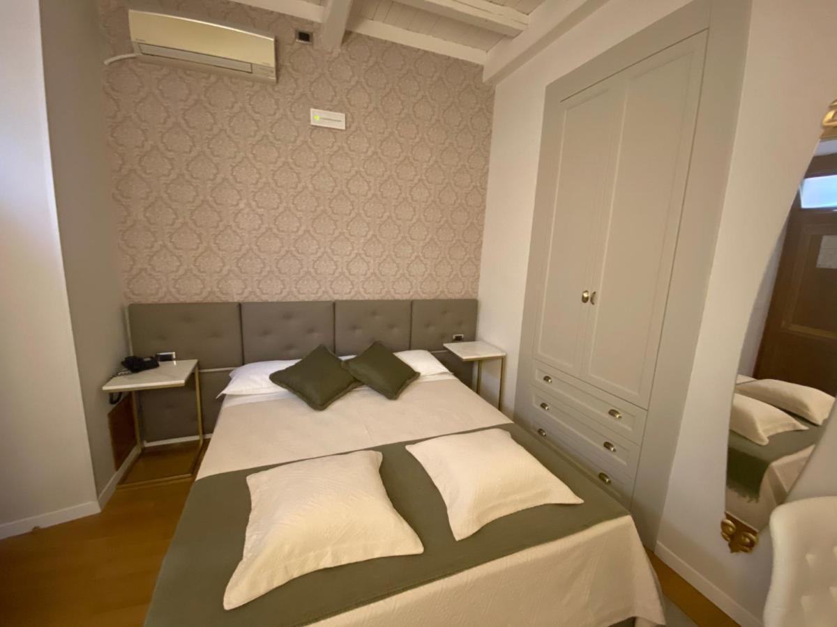 Condotti Rooms Roma Ngoại thất bức ảnh