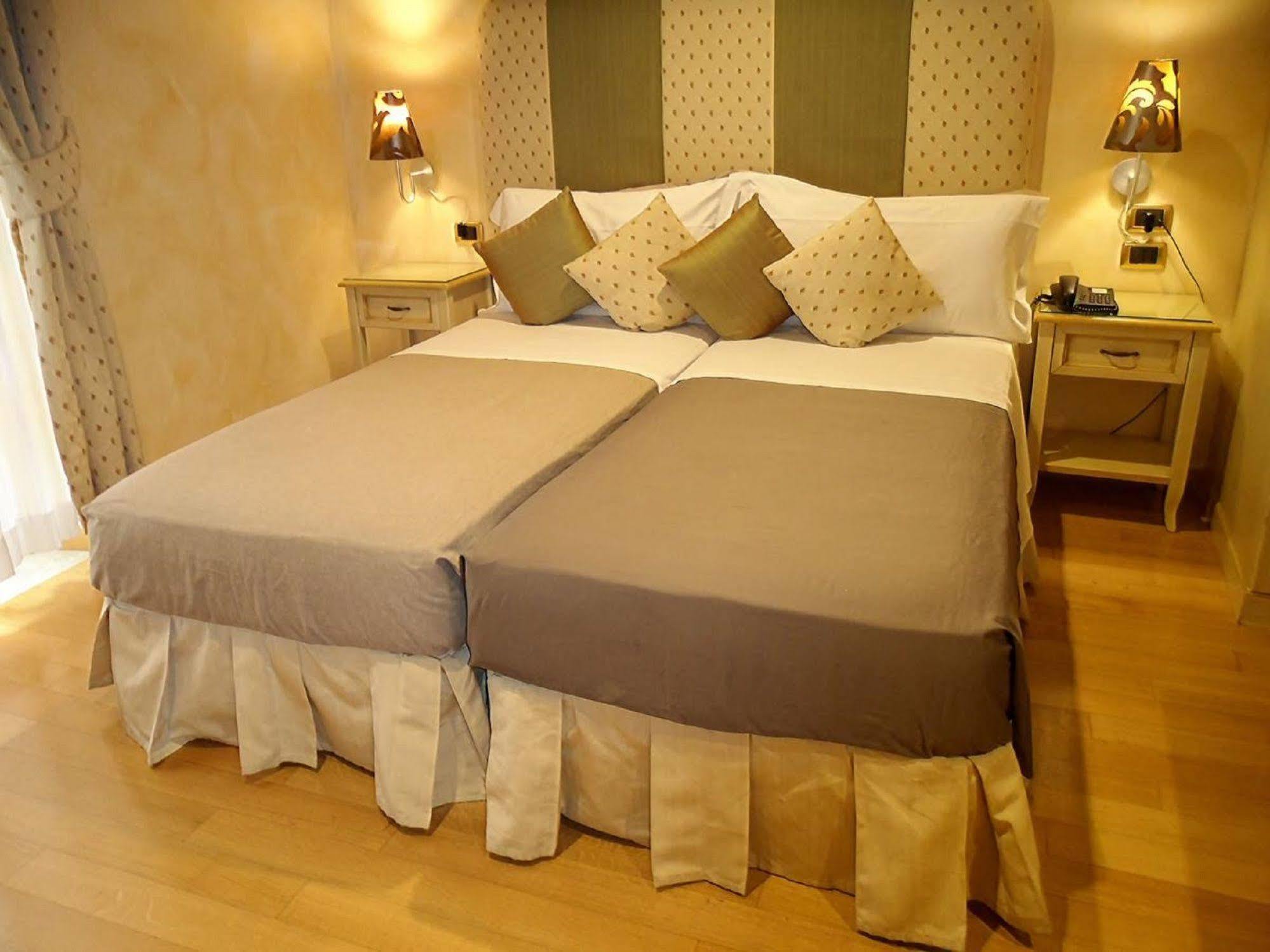 Condotti Rooms Roma Ngoại thất bức ảnh